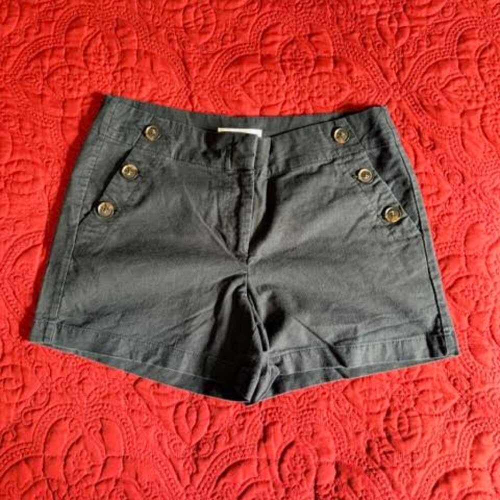 LOFT Rivera Black Shorts with Buttons on Front Pockets Size 4